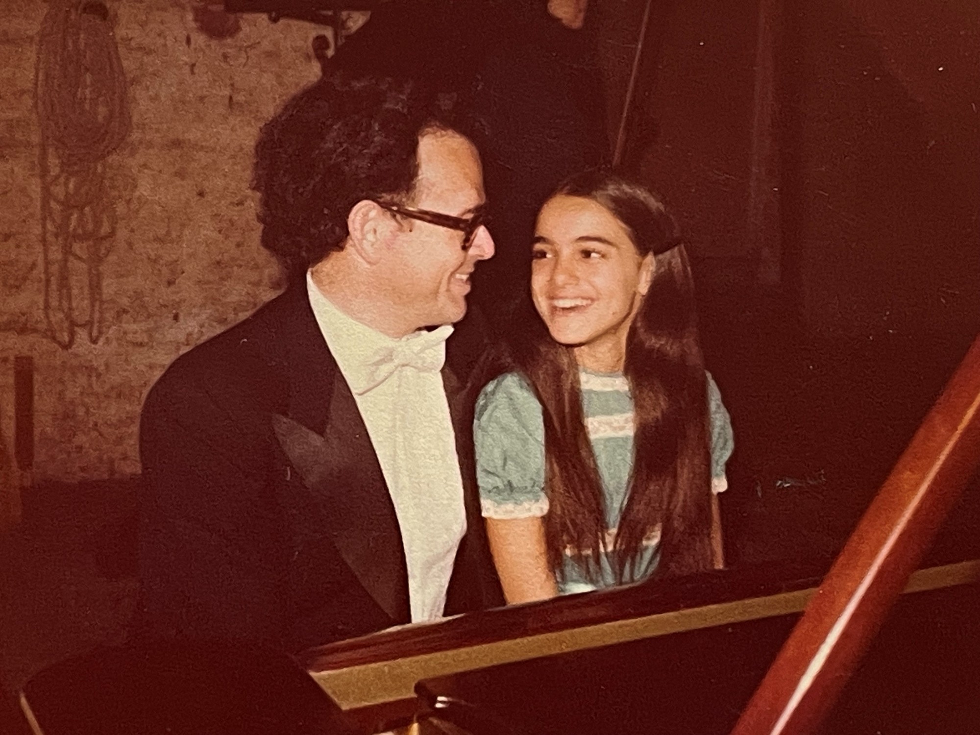 The amazing story of the boy saved from Nazism, who became a music teacher, shone in Columbus and was the seed of a dynasty of pianists