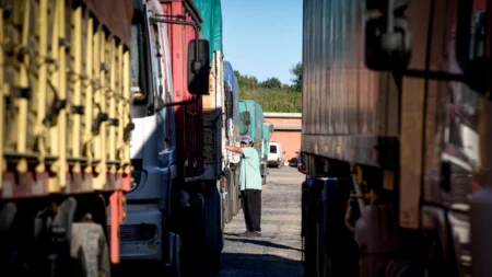 The environmental and social impact of grain transportation, the other side of the harvest in the ports of Gran Rosario
