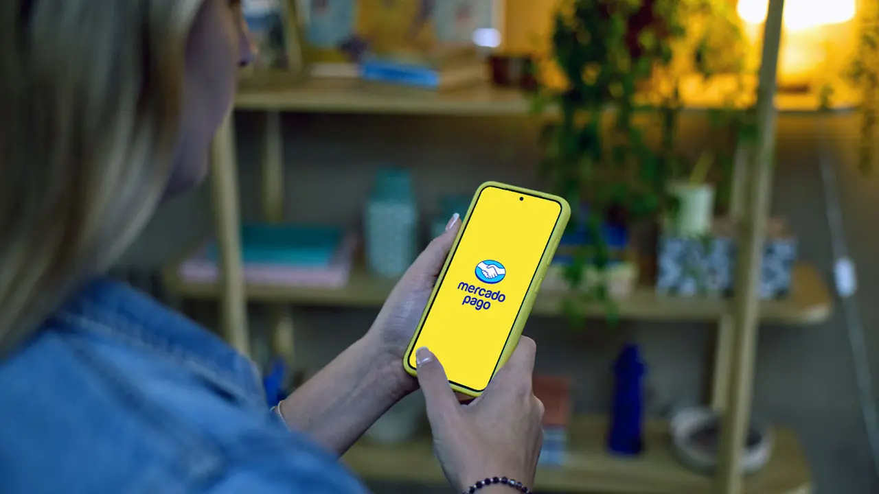 Paid market: how to make money with little investment in April 2026