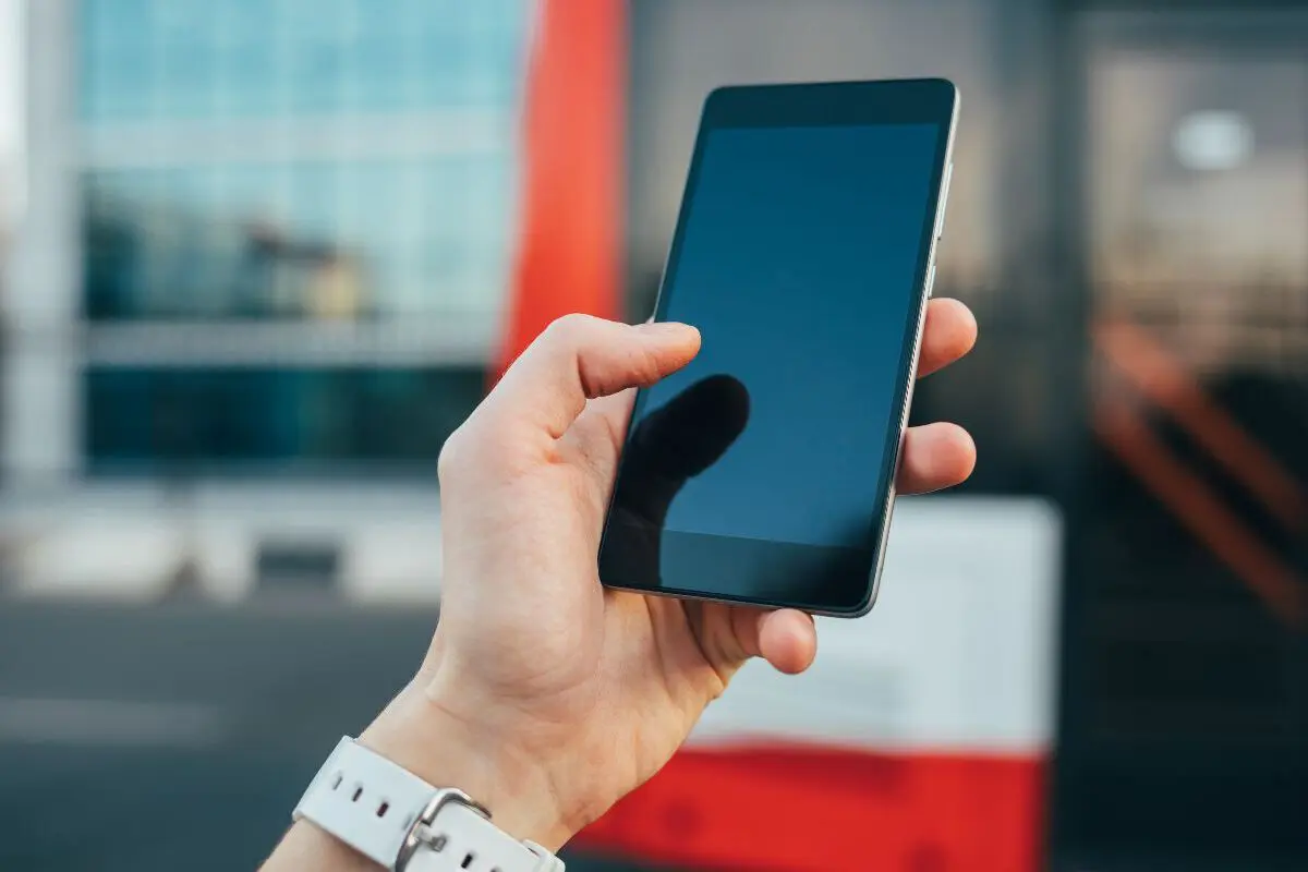 Avoid suspension of your mobile line before June 30