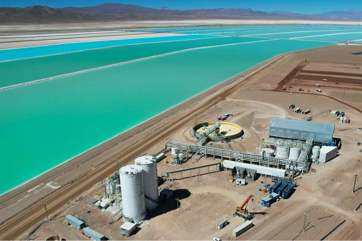 The economics of total extraction