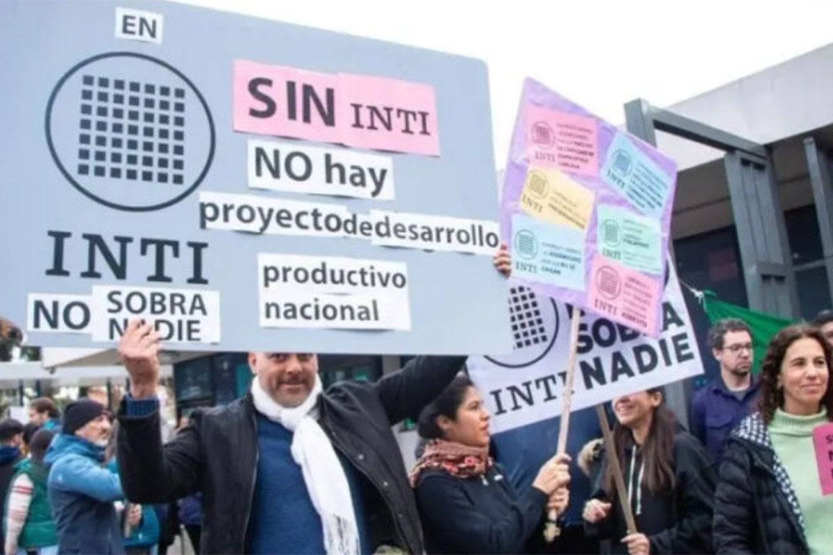 INTI workers denounce that the State offers precarious employment clandestinely